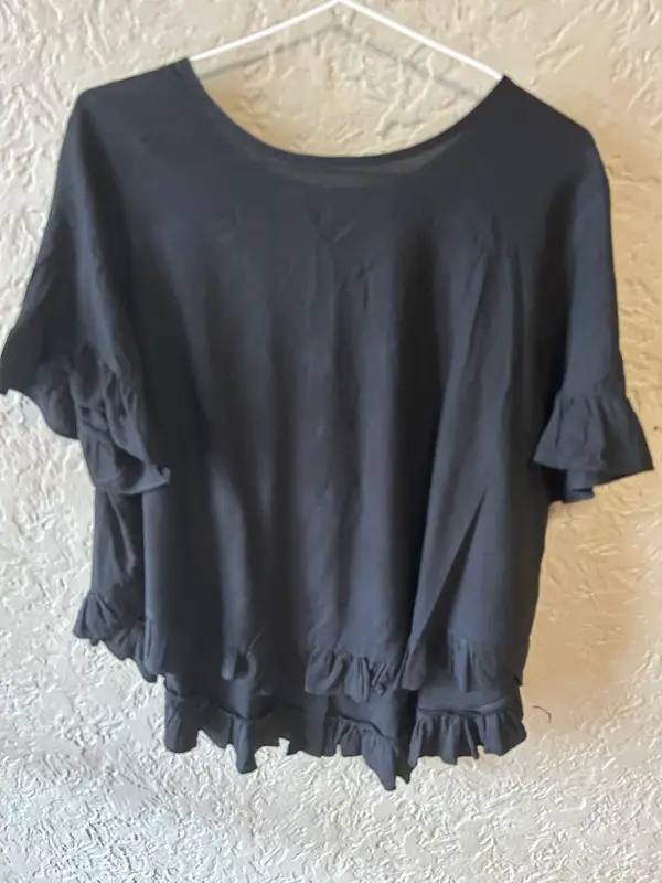 Caroline Morgan black ruffled blouse