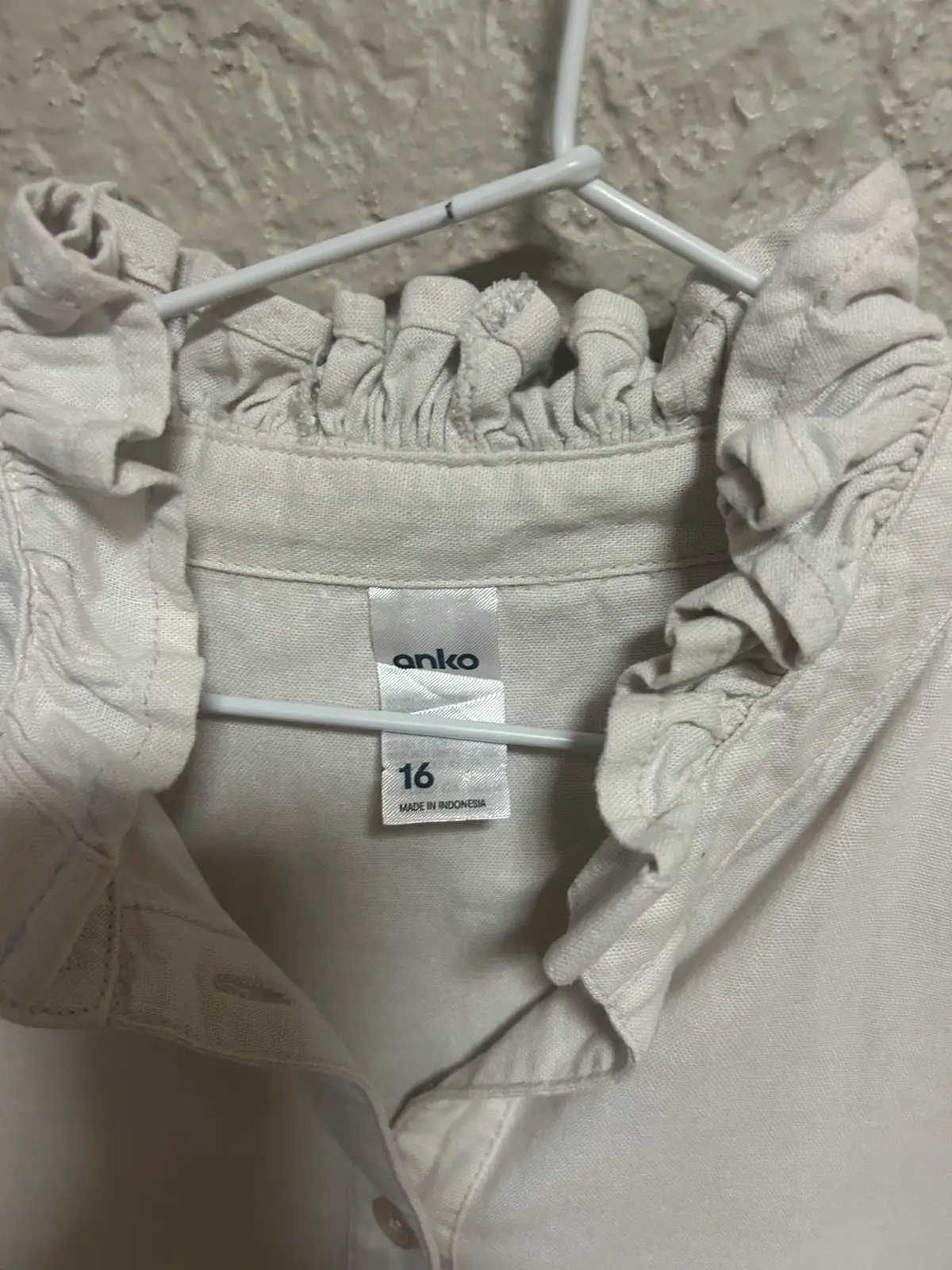 Anko beige linen shirt with ruffled collar – photo 2