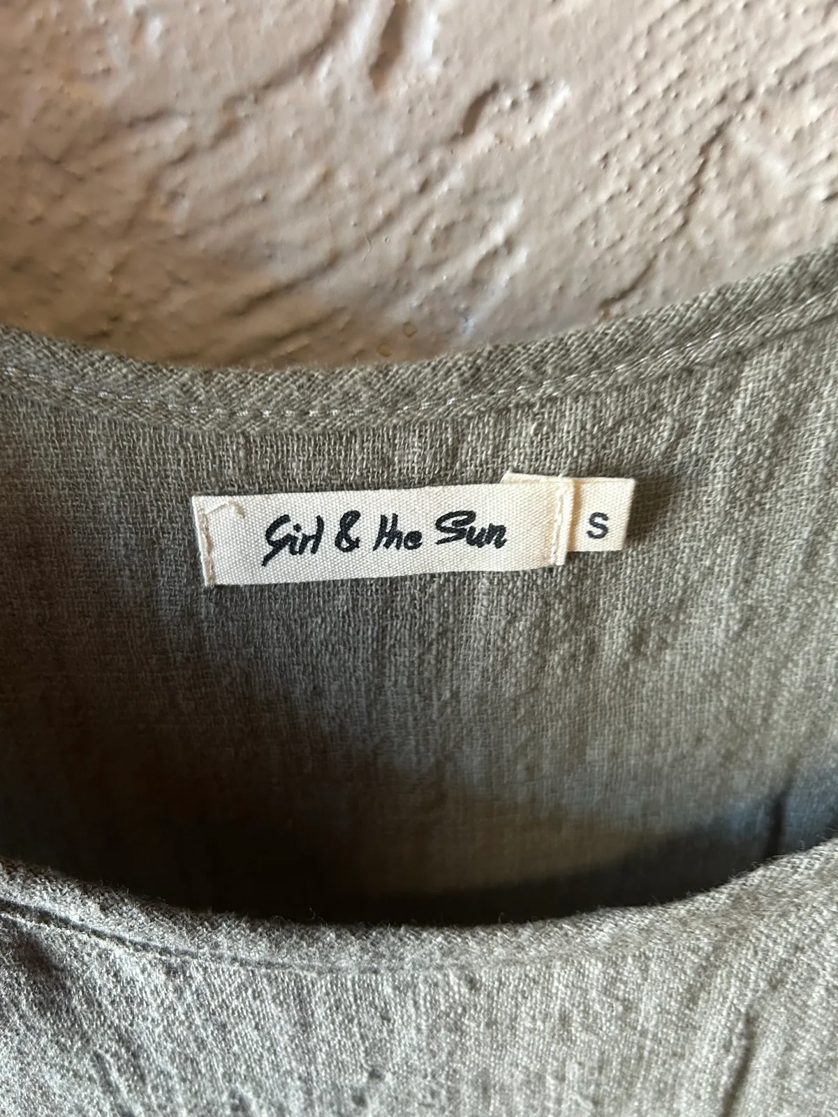 Girl & the sun green olive peplum dress – photo 3