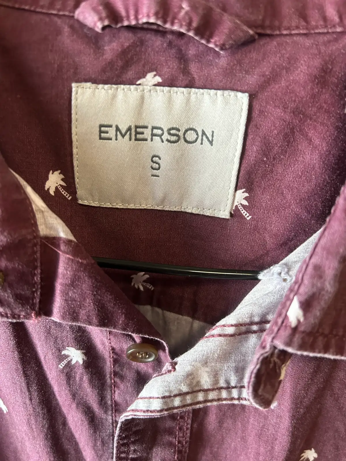 Men’s Emerson burgundy palm tree print shirt – photo 2