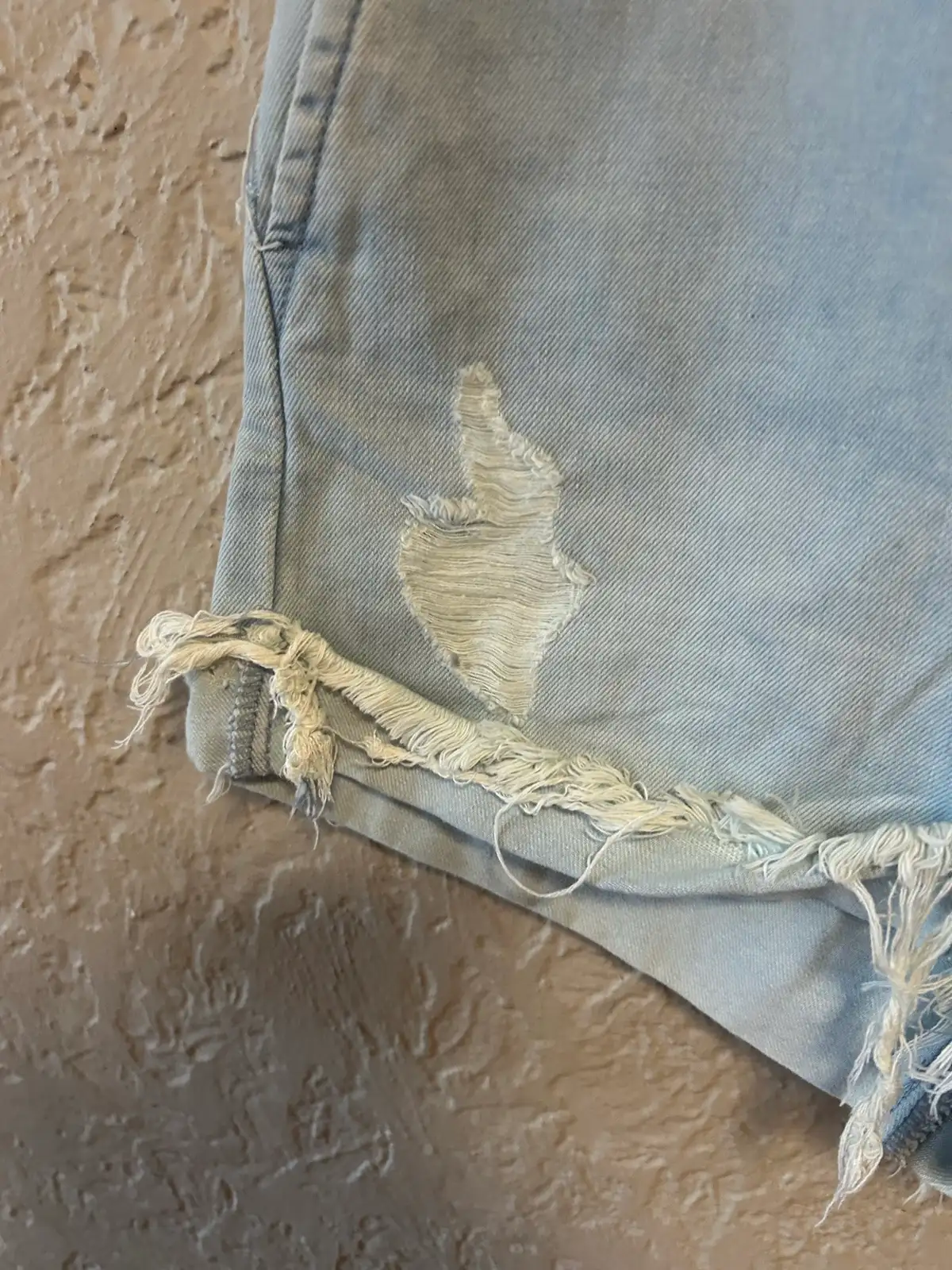 Supré distressed look light blue denim shorts – photo 3