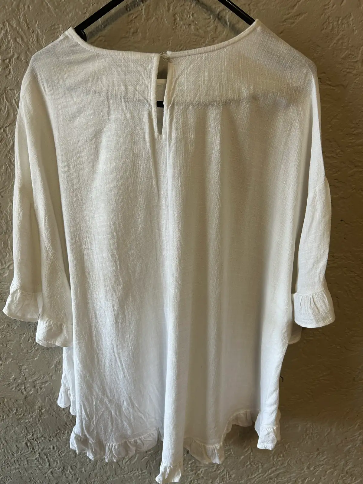 Women’s white ruffled tunic style blouse – photo 4