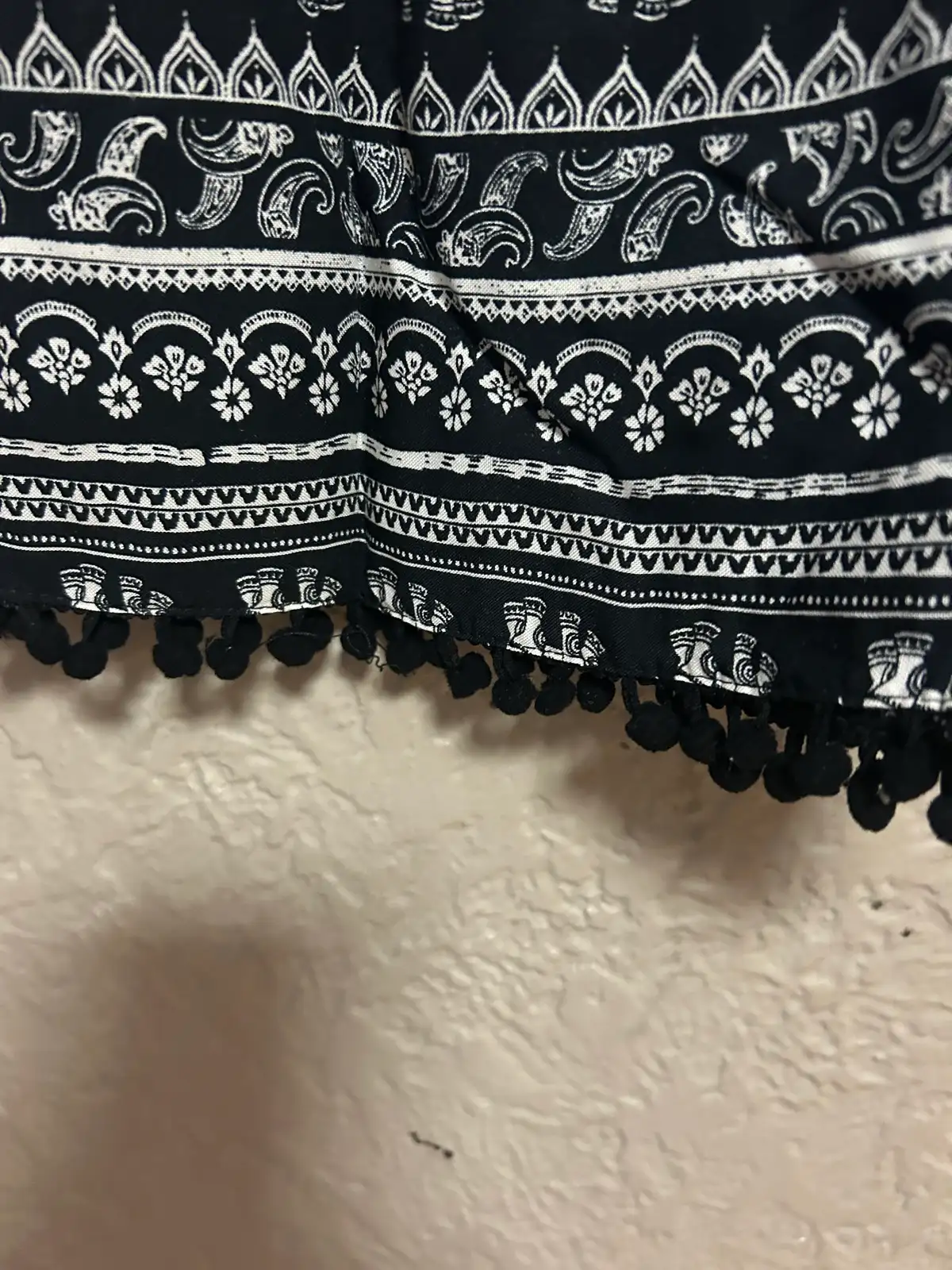 Lily loves black/white elephant print shorts – photo 2