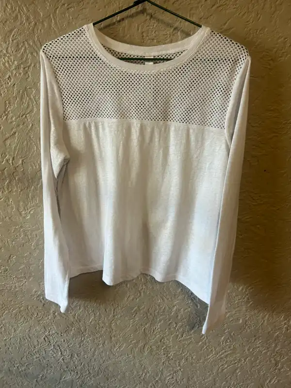 Lorna Jane white mesh long sleeve top