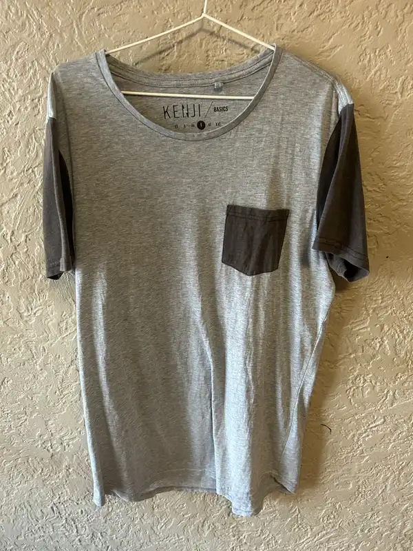 Men’s Kenji grey colour block tee