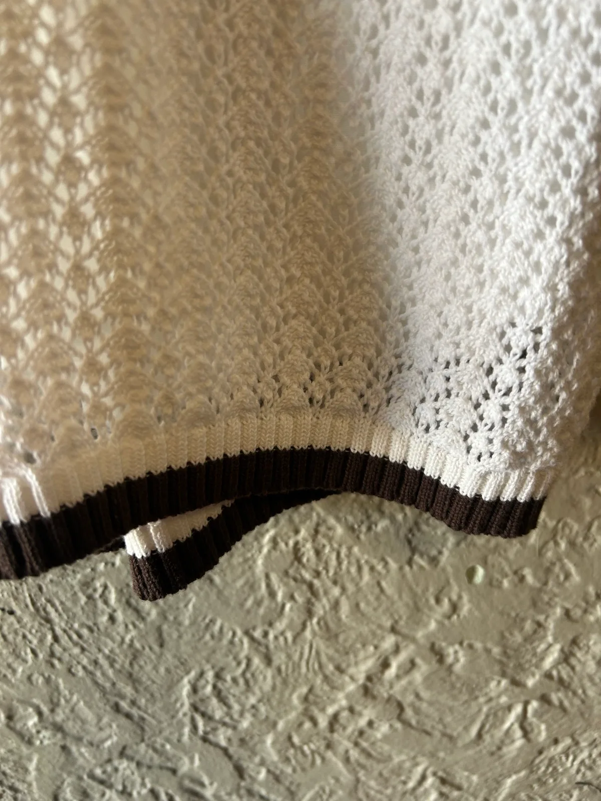 Decjuba white knit shorts with brown trim – photo 2