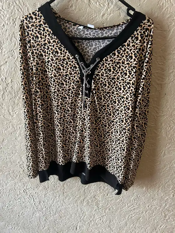 Rockmans leopard print long sleeve top