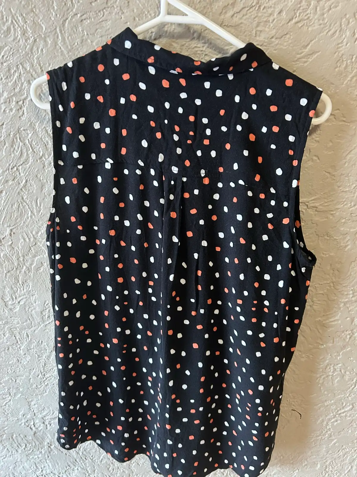 French connection black sleeveless blouse – photo 4