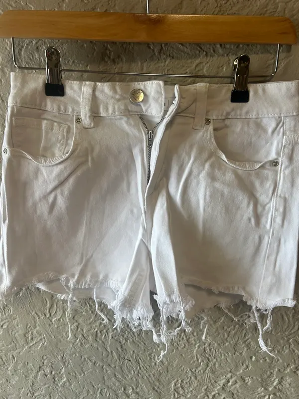 Target women’s white cutoff denim shorts