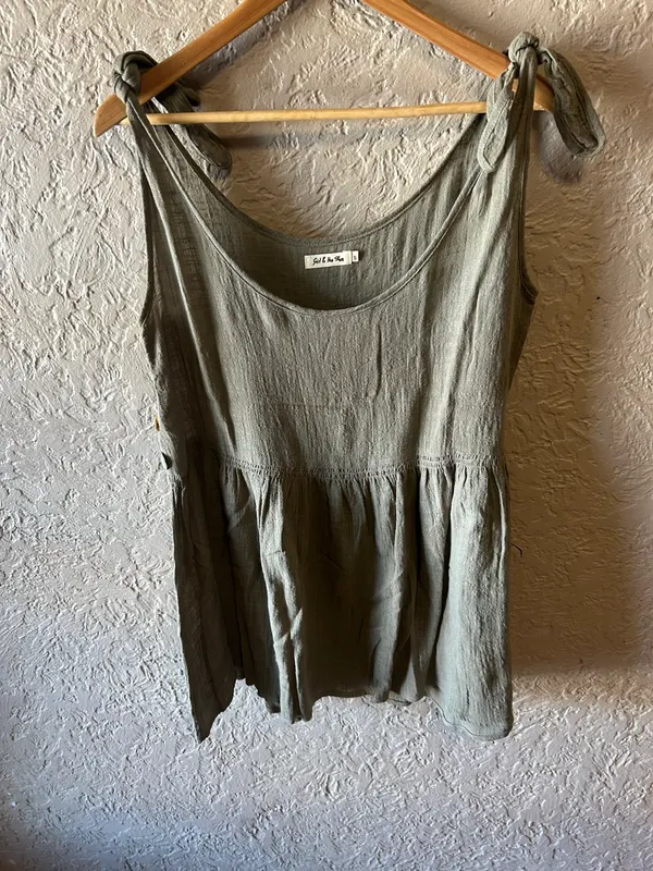 Girl & the sun green olive peplum dress