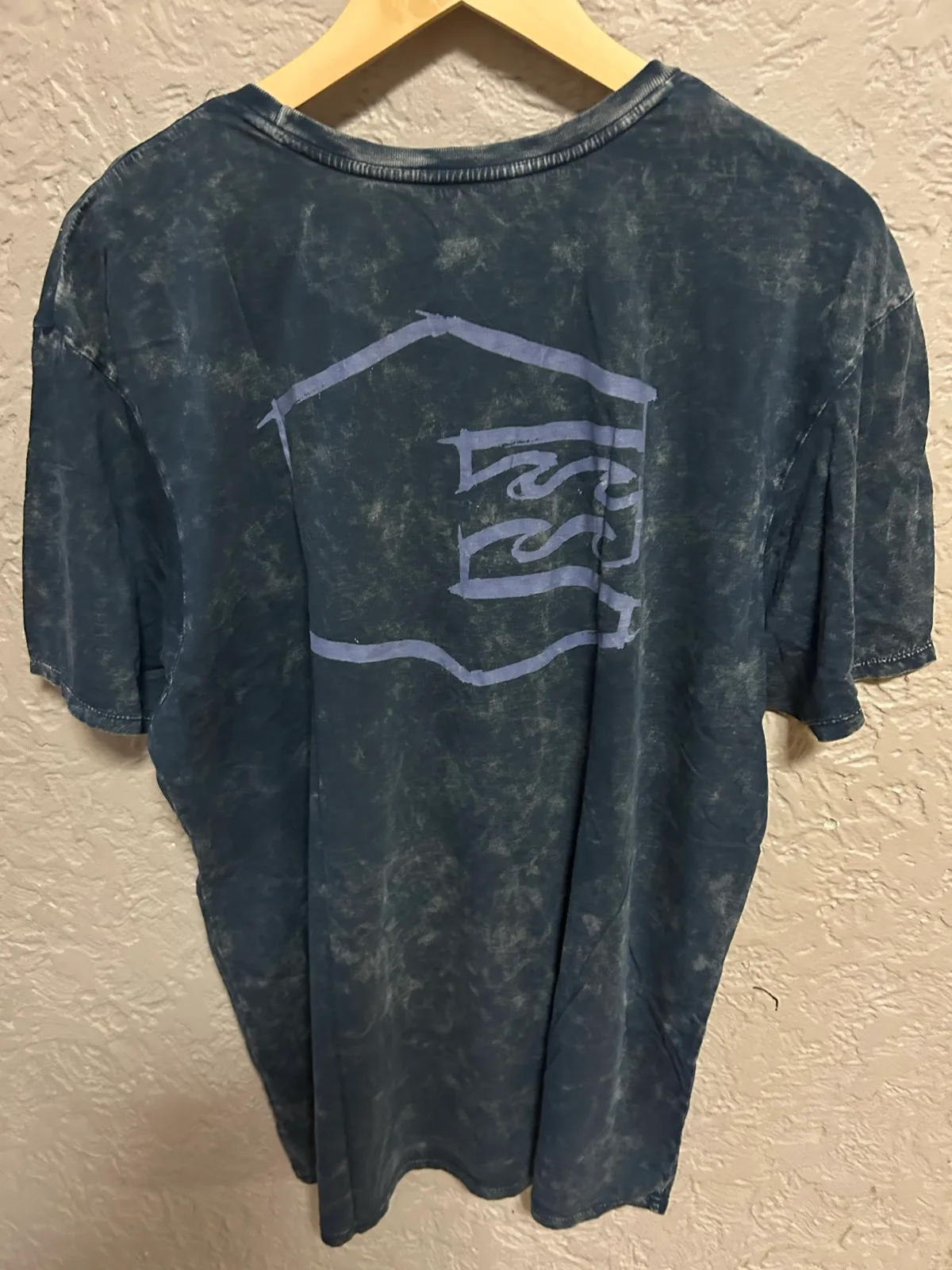 Men’s billabong navy blue tee — photo 4