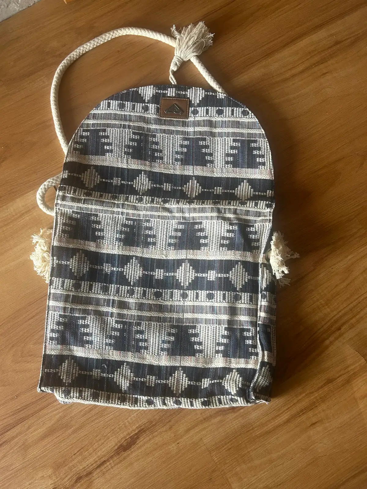 Roxy blue/white geometric crossbody satchel – photo 4