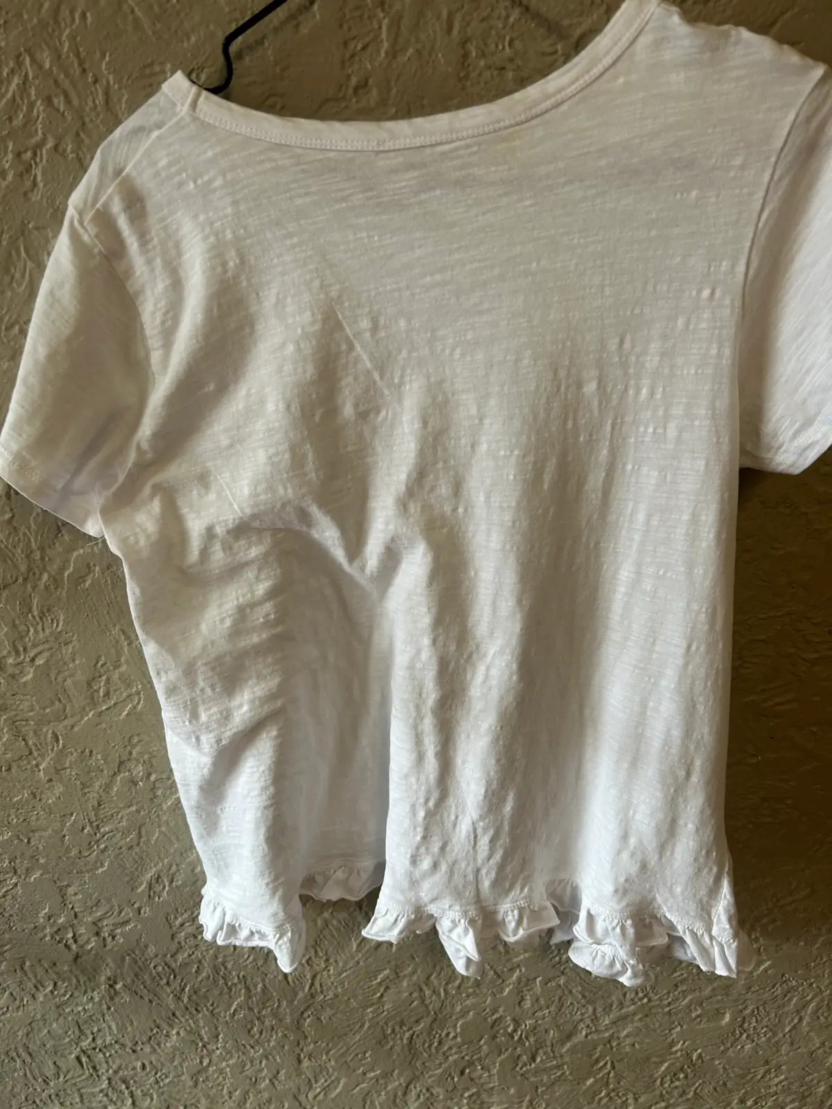 White cotton short sleeve tshirt with ruffled hem – photo 4
