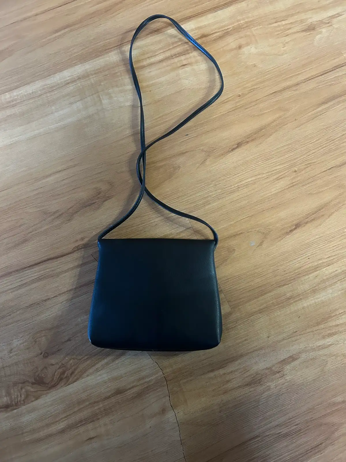 Black crossbody handbag – photo 3