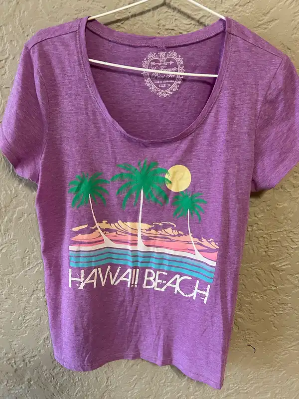 Girl express purple beach tee