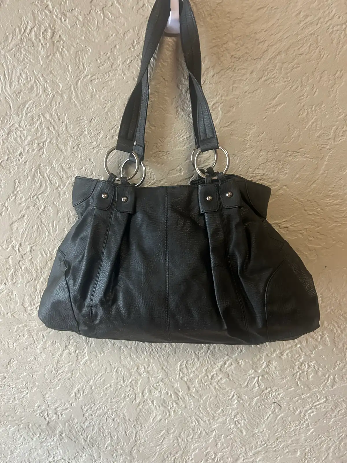 Black faux leather handbag with silver tone hardware – photo 4