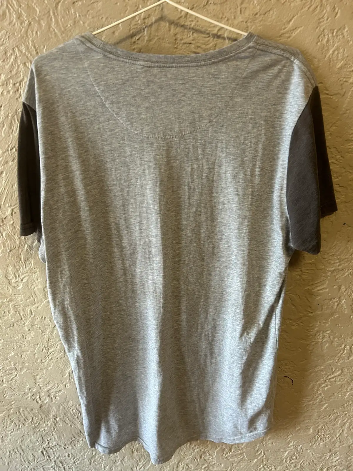 Men’s Kenji grey colour block tee – photo 3