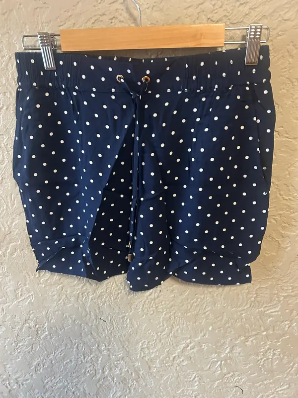 Target blue/white polka dots shorts