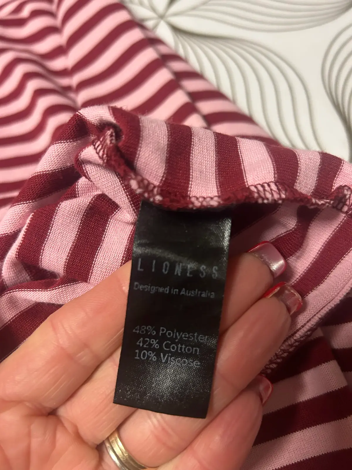 Lioness red/white striped long sleeve top – photo 4