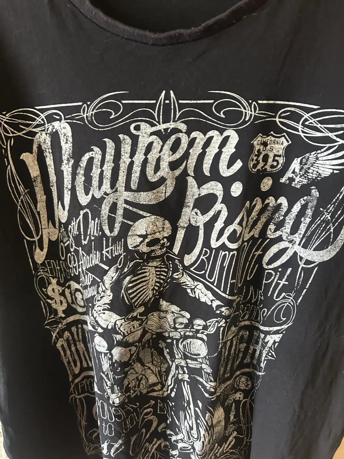 Men’s black graphic MAYHEM RISING. Tee – photo 2