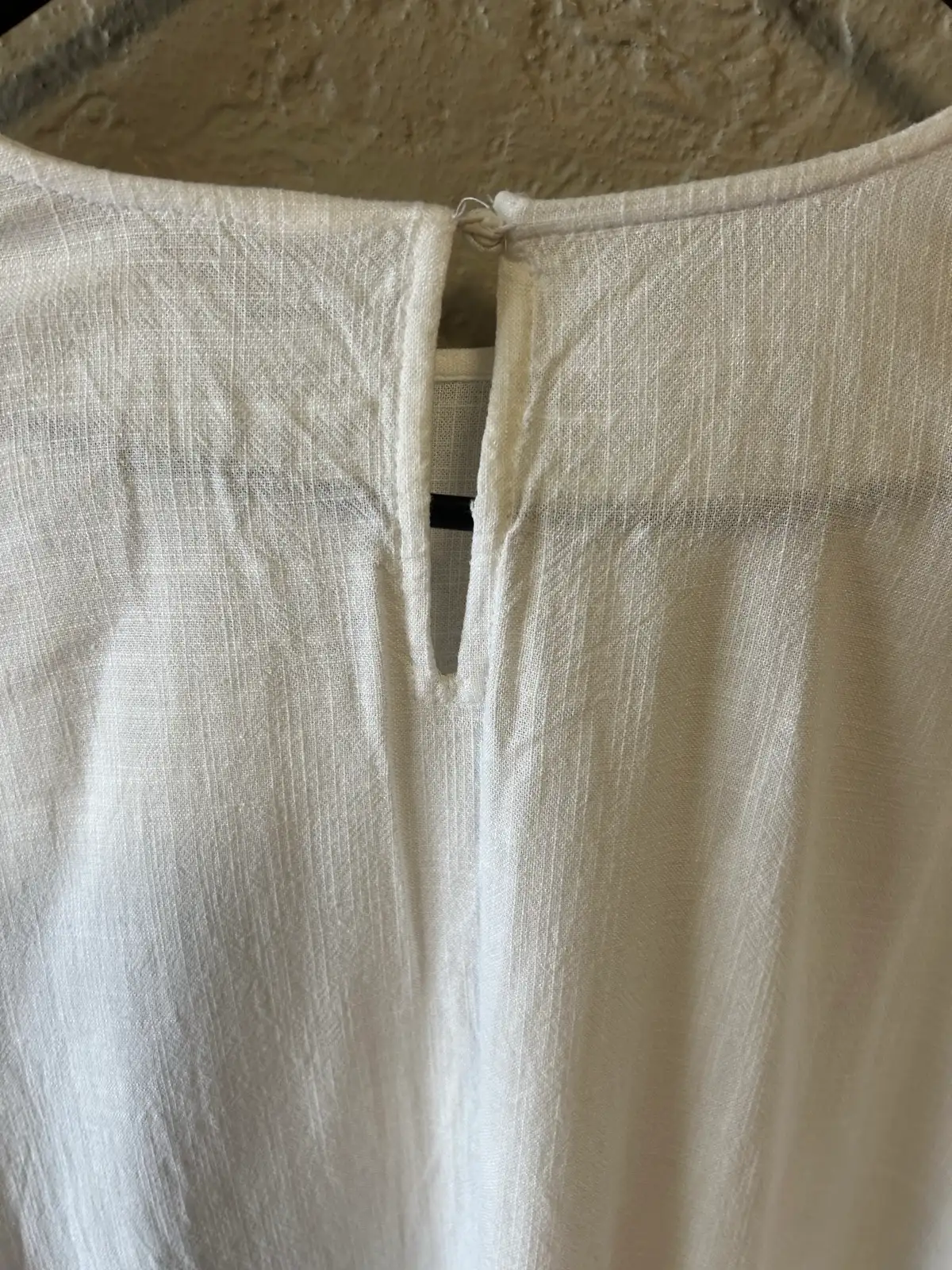 Women’s white ruffled tunic style blouse – photo 3