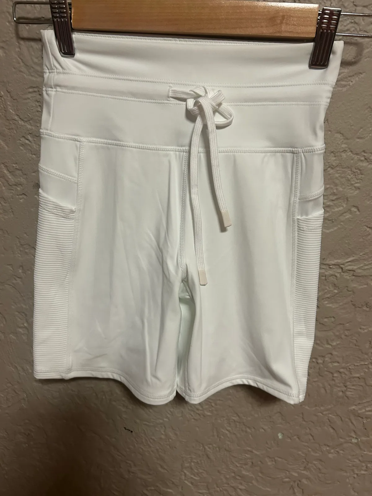 Cotton on body white bike shorts – photo 2