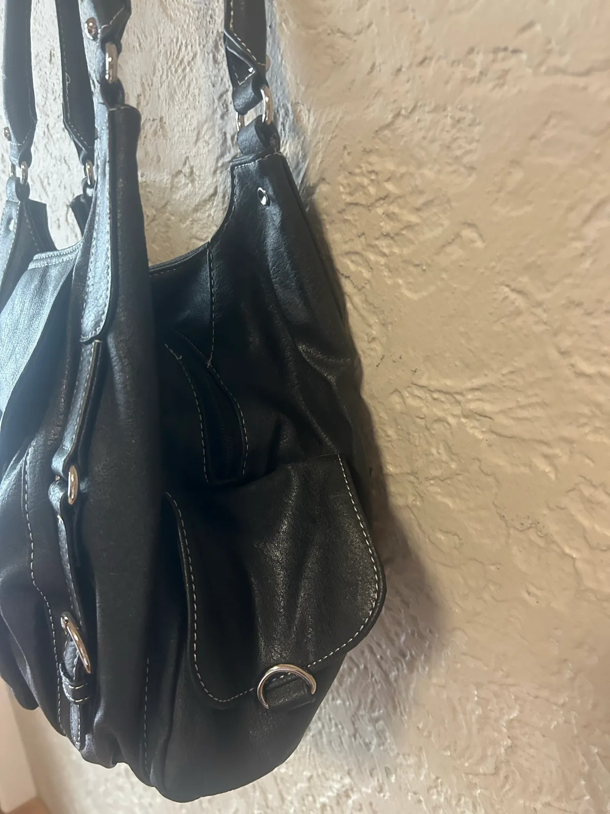 Laura jones black faux leather shoulder bag – photo 4
