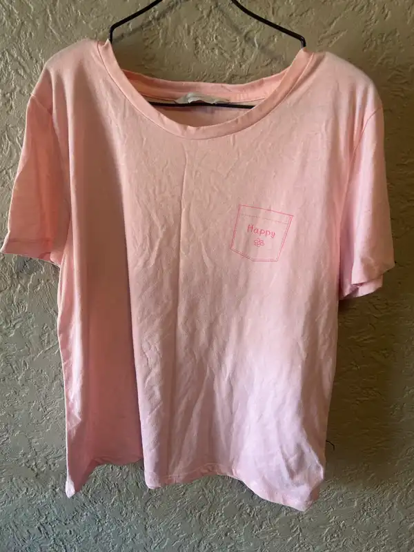 B collection pink happy pocket tee
