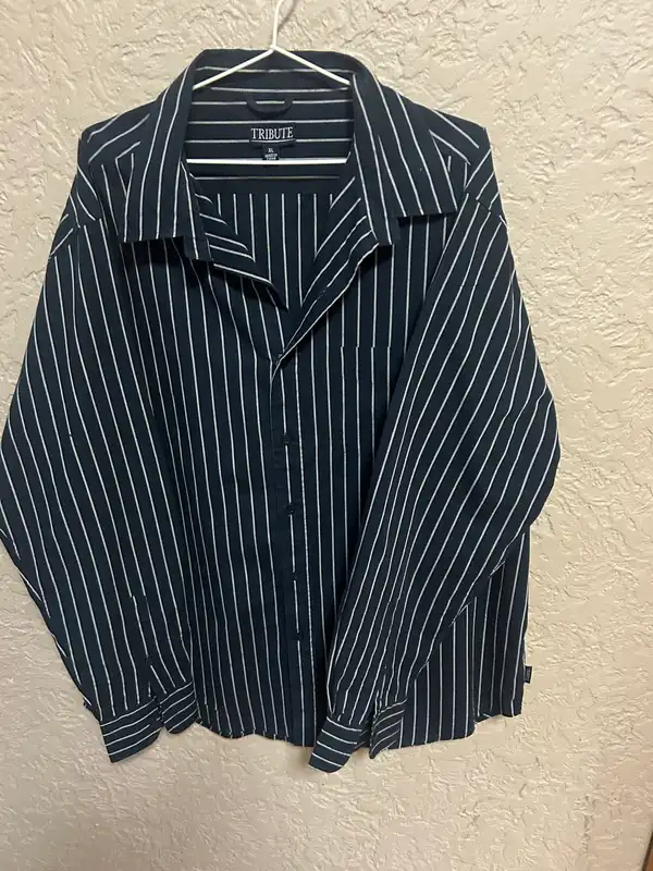 Men’s tribute navy/white striped dress shirt