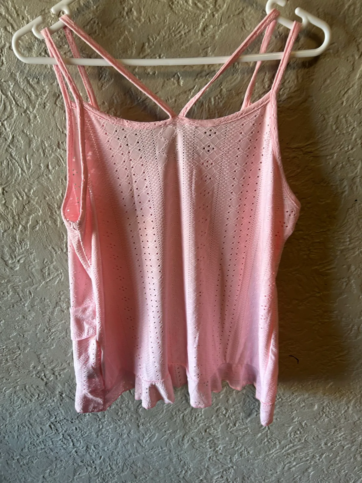 Pink tank top with eyelet lace detail – photo 3