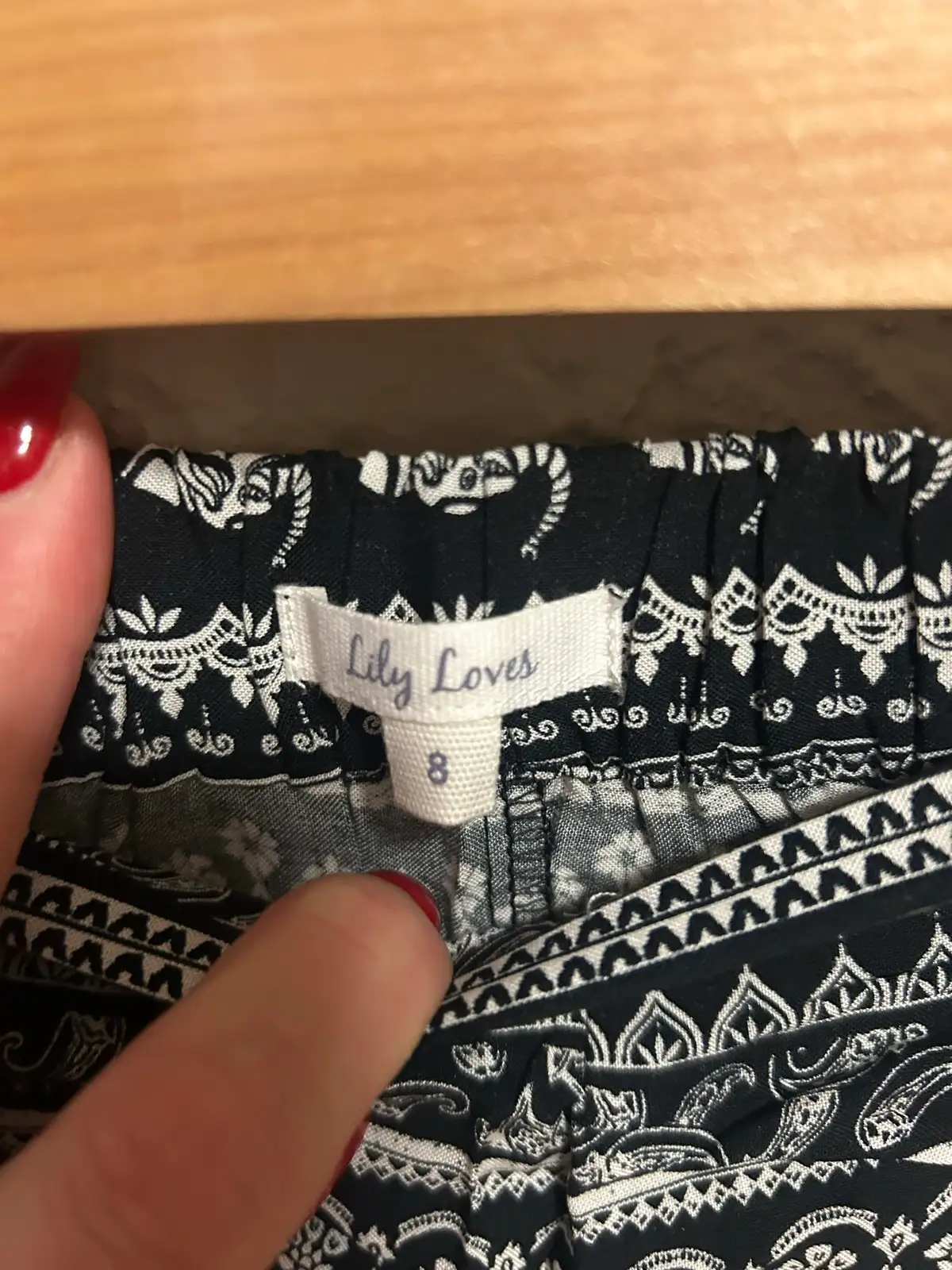 Lily loves black/white elephant print shorts – photo 4