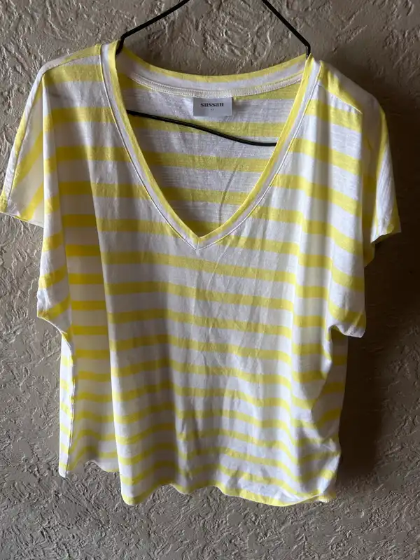 Sussan lemon/white striped cotton tee