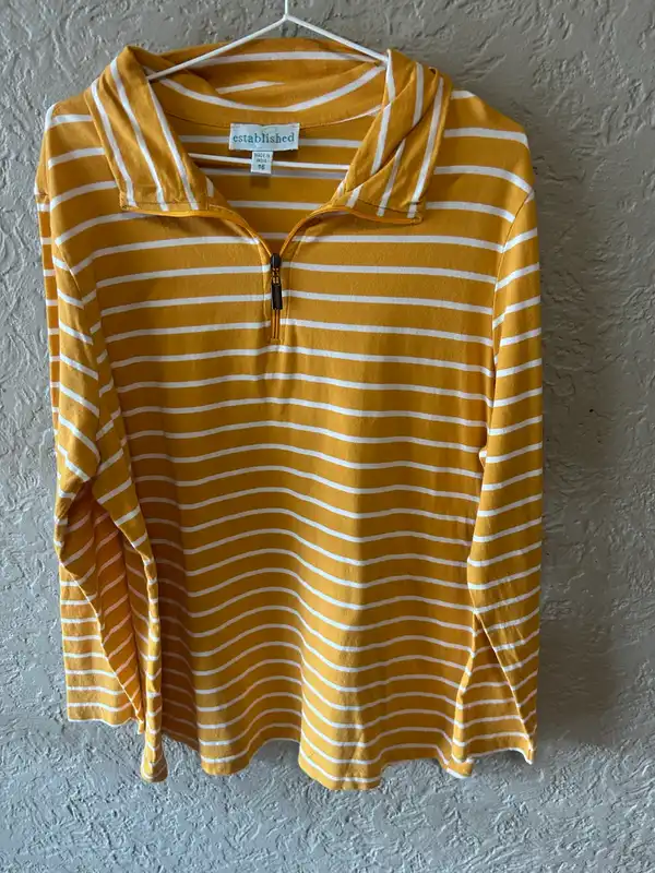 Established mustard/white long sleeve quarter zip top
