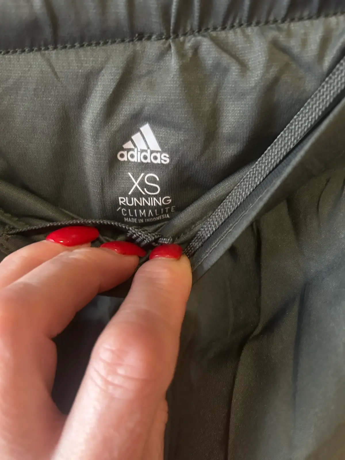 Adidas khaki women’s running shorts – photo 3