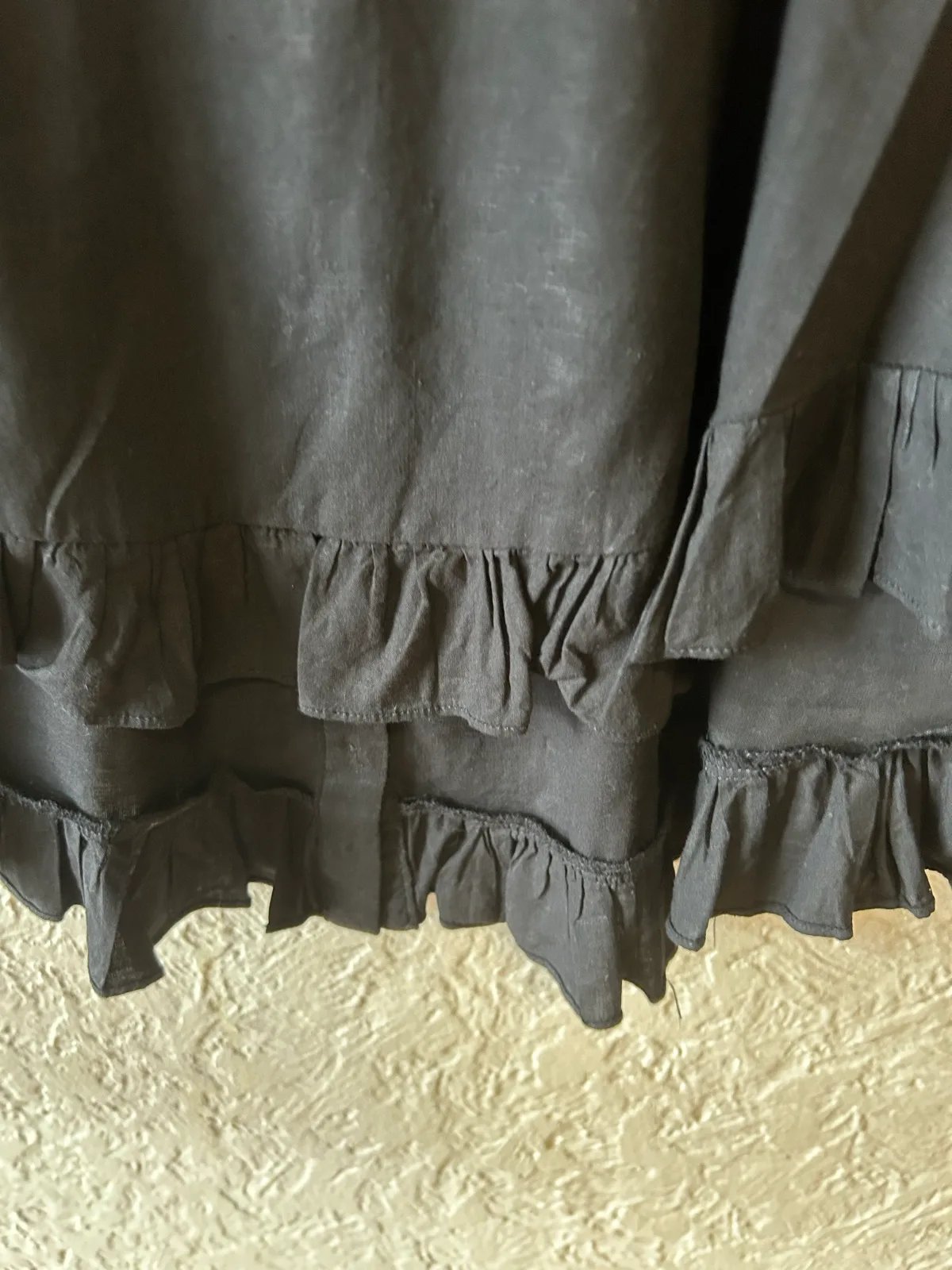 Caroline Morgan black ruffled blouse – photo 3