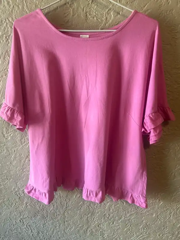 Anko pink ruffled hem top