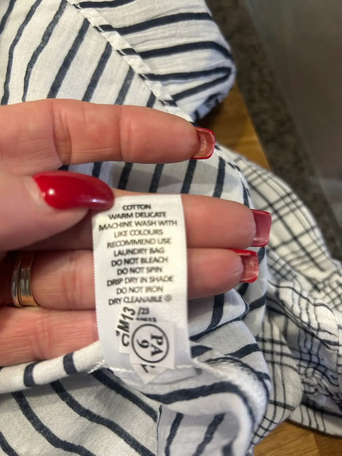 Target black/white ballon sleeve blouse – photo 4
