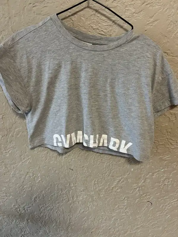 Gymshark grey cropped active top