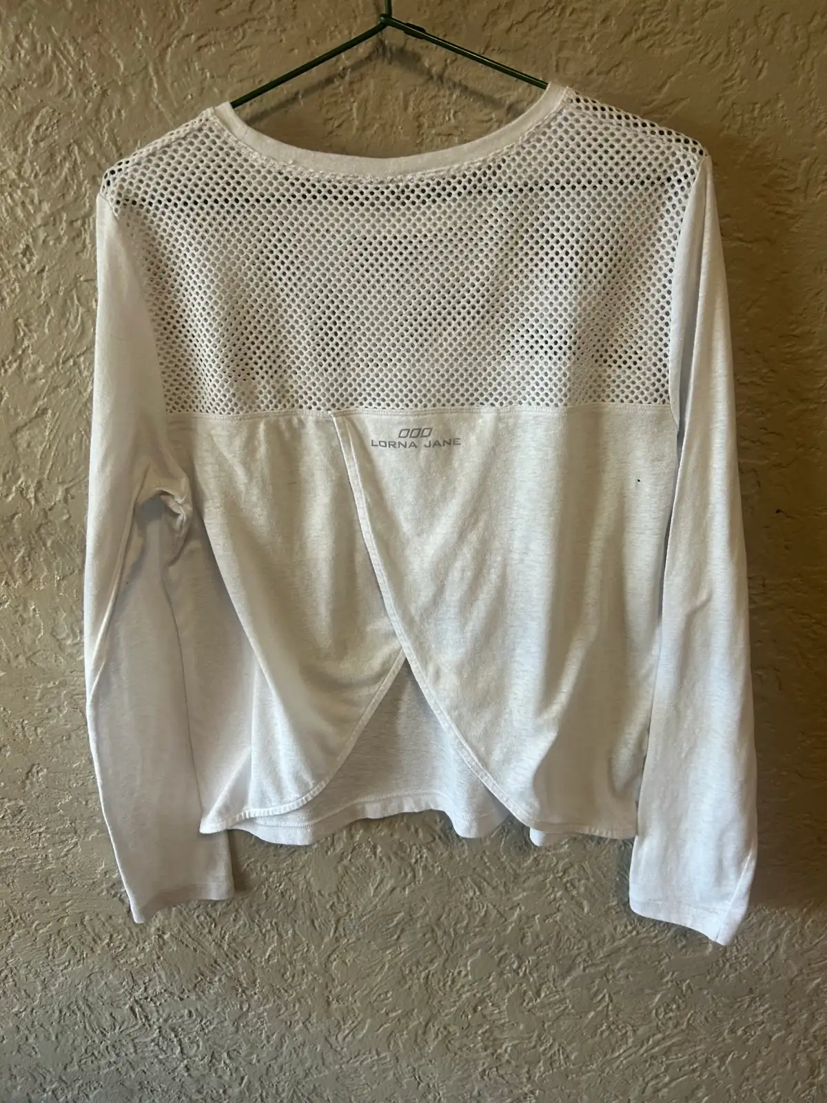 Lorna Jane white mesh long sleeve top – photo 5