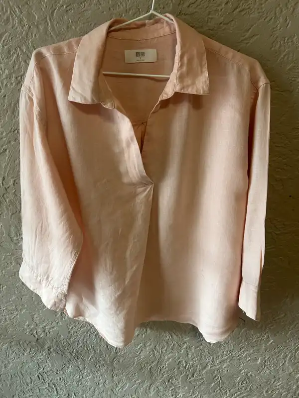 Uniqlo peach linen shirt/blouse