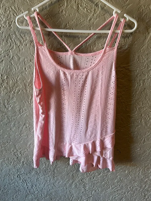 Pink tank top with eyelet lace detail