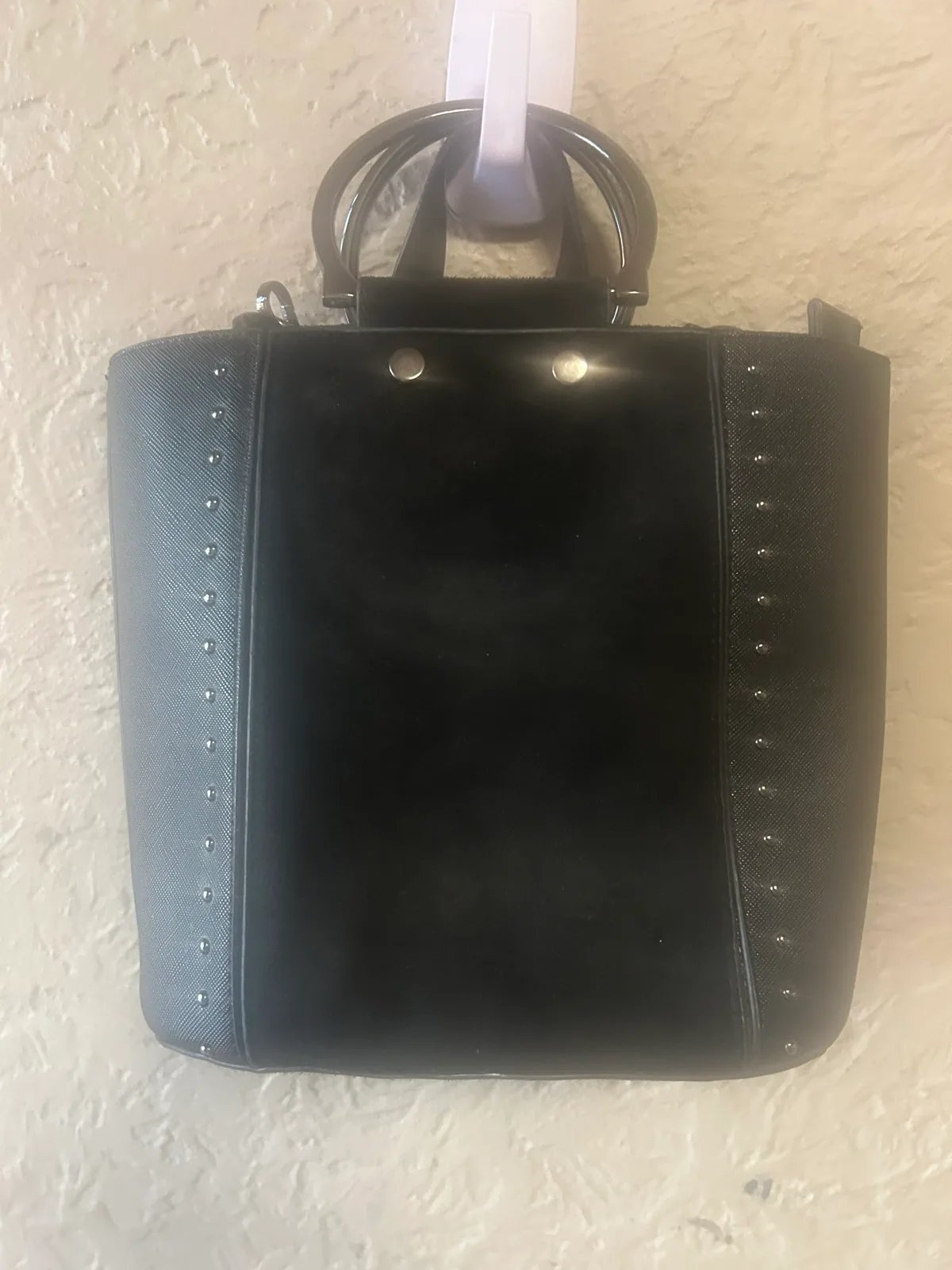 Small black handbag with metal handles – photo 2