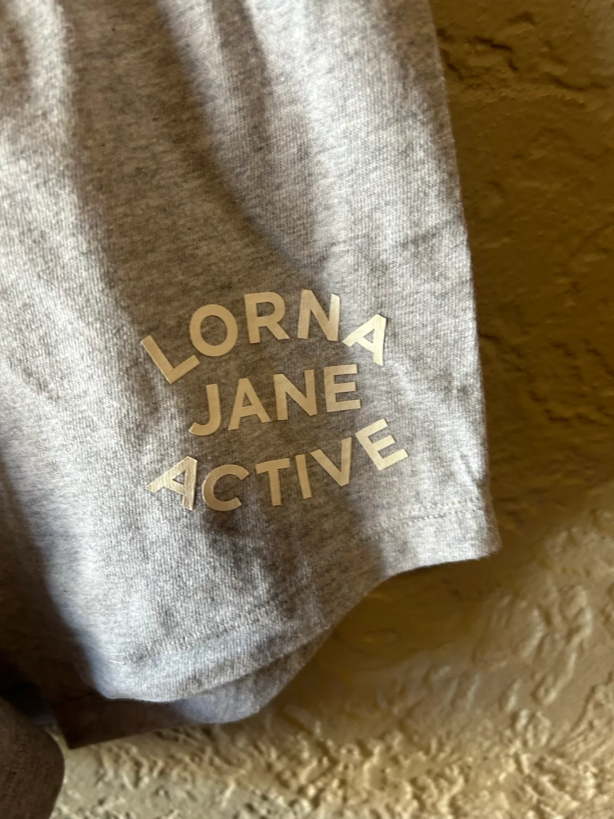 Lorna Jane grey athletic shorts – photo 2