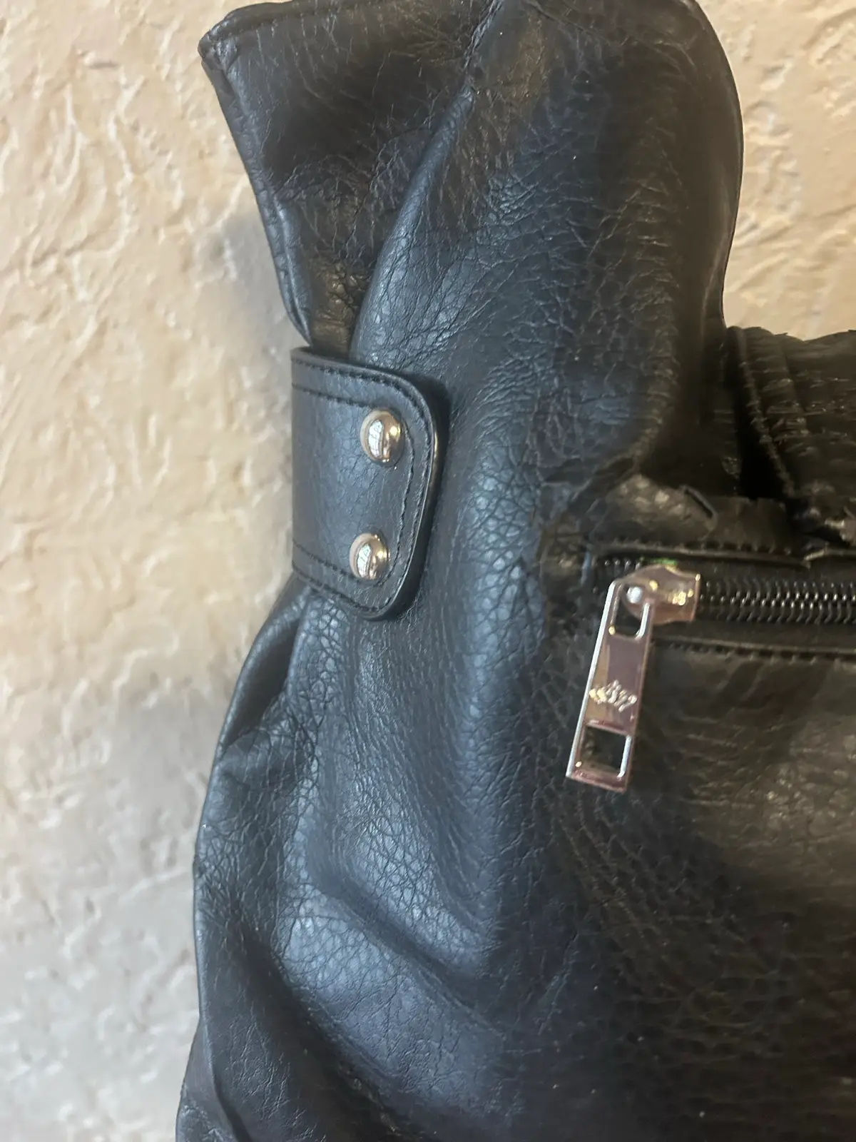 Black faux leather shoulder bag – photo 6