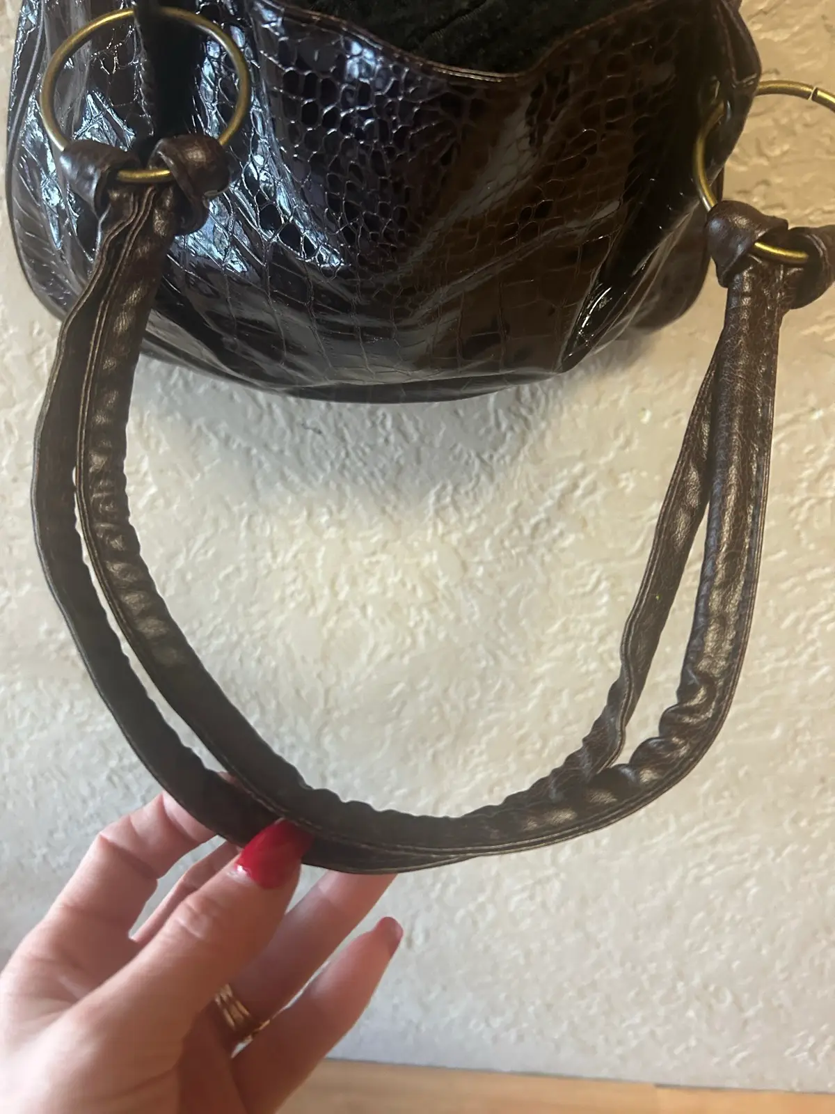 Dark brown crocodile effect shoulder bag – photo 5