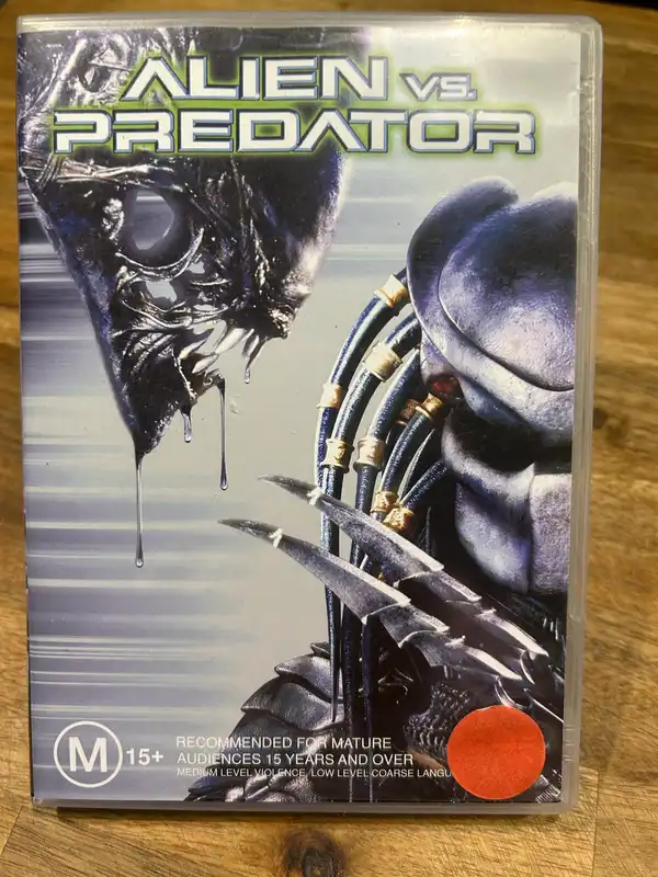 Predator vs alien dvd