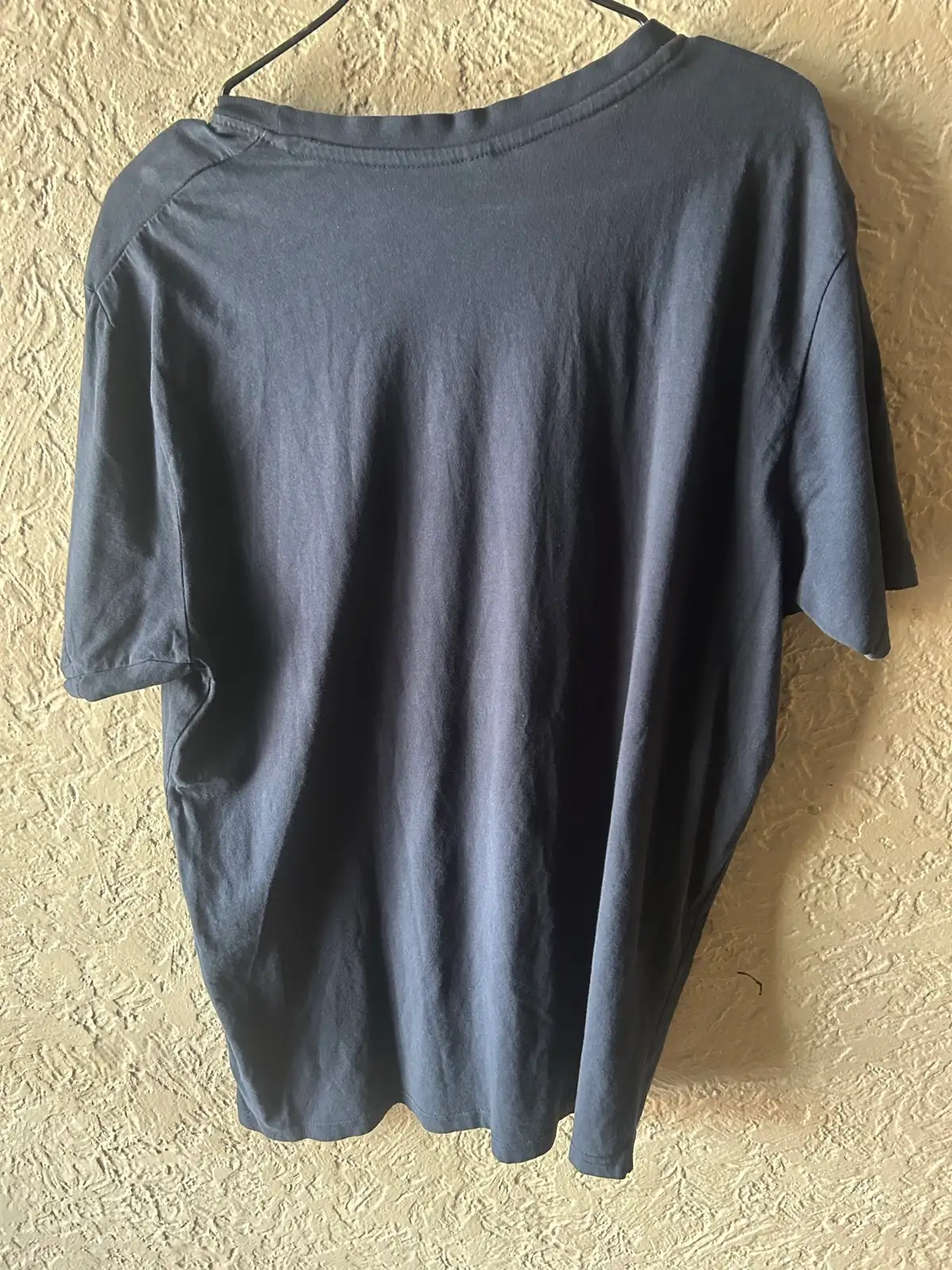 Men’s navy blue cotton graphic tee – photo 4