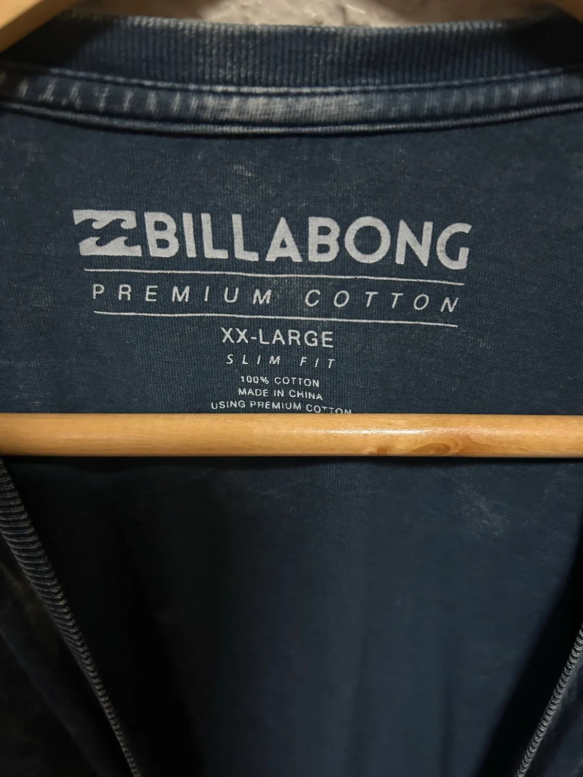 Men’s billabong navy blue tee — photo 2