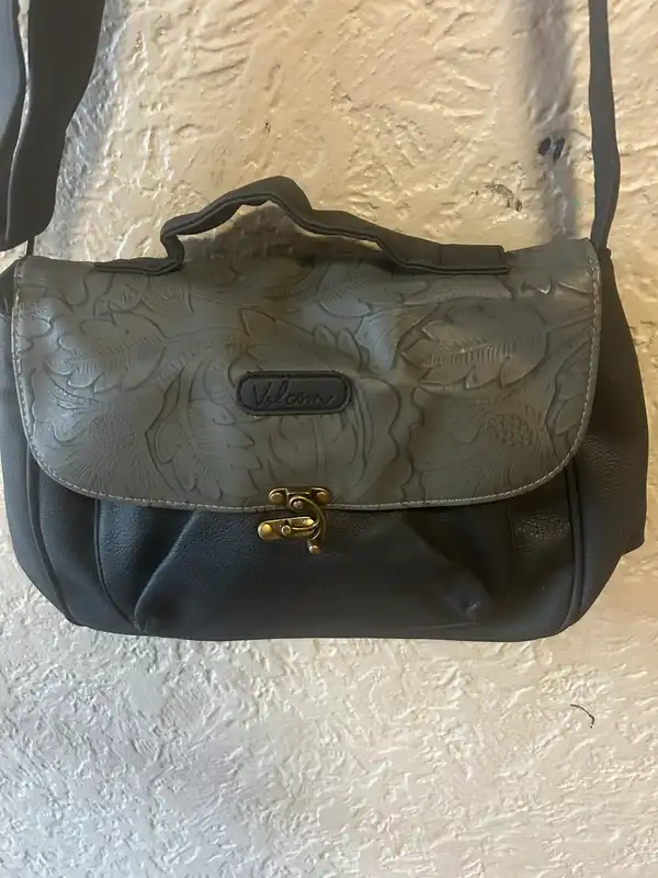 Volcom black shoulder bag