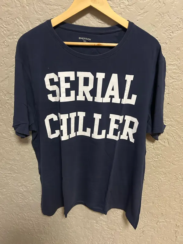 Men’s navy blue Emerson ‘serial chiller’ tee